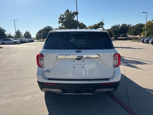 2022 Ford Explorer King Ranch