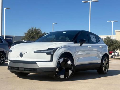 2025 Volvo EX30 Twin Motor Plus