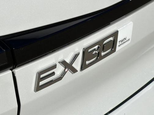 2025 Volvo EX30 Twin Motor Plus