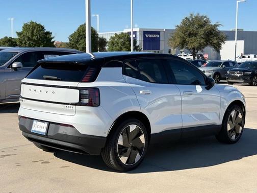 2025 Volvo EX30 Twin Motor Plus