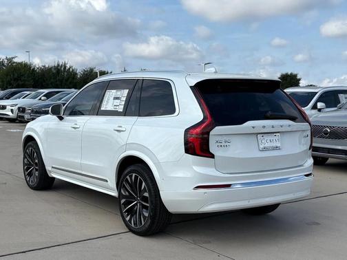 Crystal White 2026 Volvo XC90 B6 Plus 7-Seater