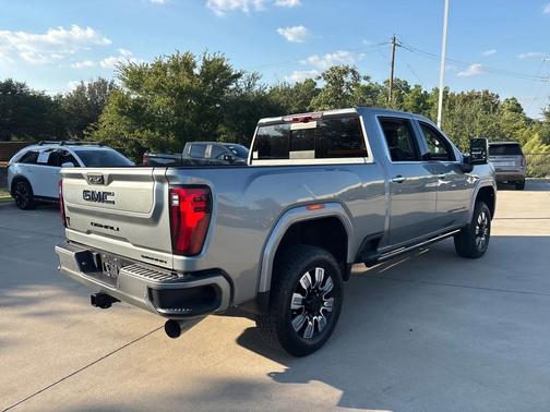 2024 GMC Sierra 2500 Denali
