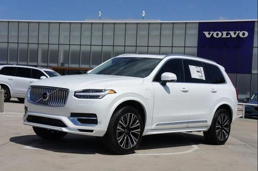 2025 Volvo XC90 Plug-In Hybrid T8 (2025.5) Plus 7-Seater