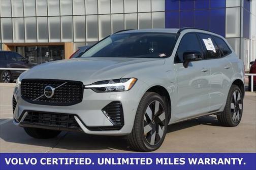 2025 Volvo XC60 Plug-In Hybrid T8 Plus