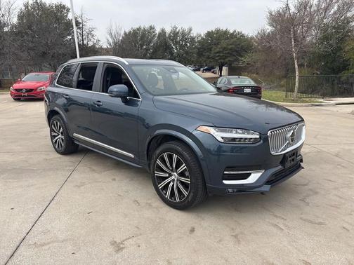 2023 Volvo XC90 B6 Plus 7-Seater