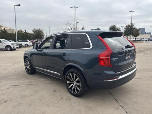 2023 Volvo XC90 B6 Plus 7-Seater