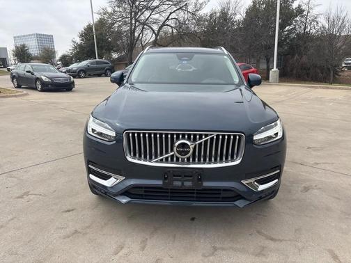 2023 Volvo XC90 B6 Plus 7-Seater