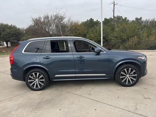 2023 Volvo XC90 B6 Plus 7-Seater