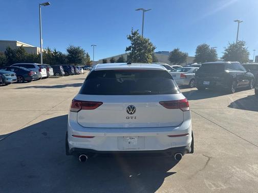2024 Volkswagen Golf GTI 2.0T S DSG