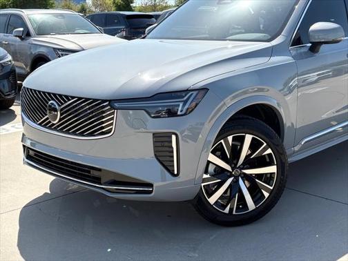 2025 Volvo XC90 B5 (2025.5) Core