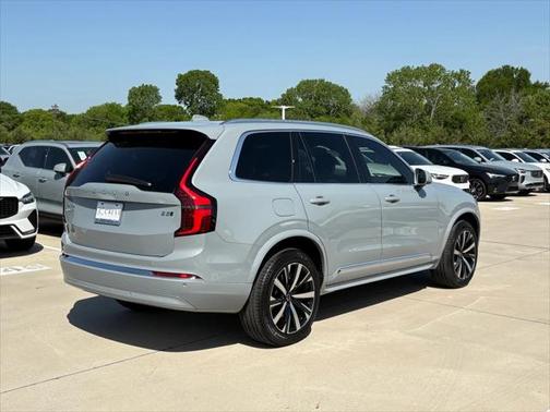 2025 Volvo XC90 B5 (2025.5) Core