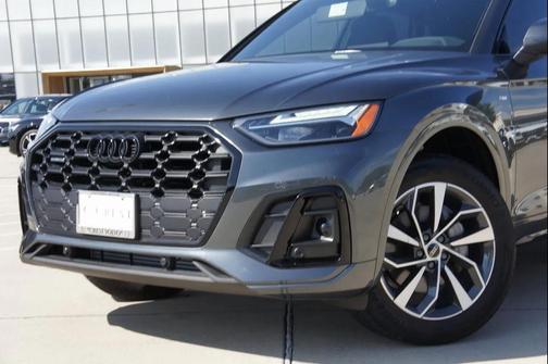 2024 Audi Q5 45 S line Premium