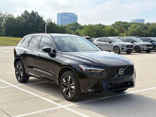Onyx Black 2026 Volvo XC60 B5 Core