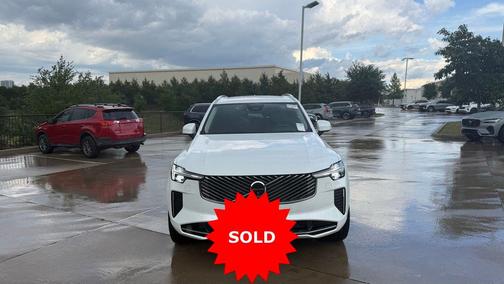 Crystal White Metallic 2025 Volvo XC90 B6 Plus 7-Seater