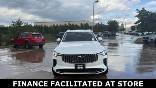 Crystal White Metallic 2025 Volvo XC90 B6 Plus 7-Seater