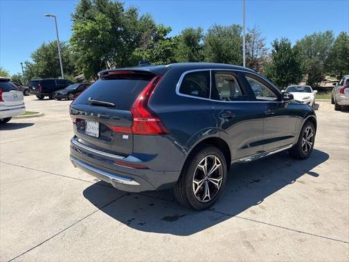 2022 Volvo XC60 Recharge Plug-In Hybrid T8 Inscription Expression