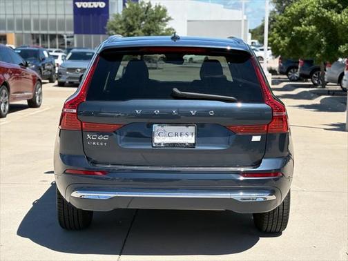 2022 Volvo XC60 Recharge Plug-In Hybrid T8 Inscription Expression
