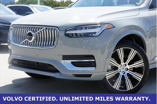2025 Volvo XC90 Plug-In Hybrid T8 Core 7-Seater