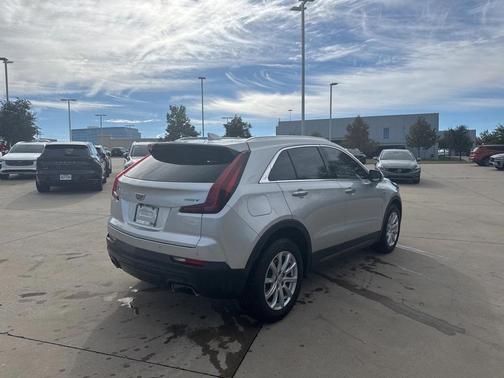 2022 Cadillac XT4 Luxury