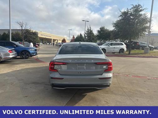 2024 Volvo S60 Recharge Plug-In Hybrid T8 Plus Dark Theme