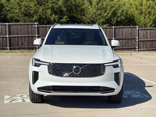 2026 Volvo XC90 B5 Ultra 7-Seater