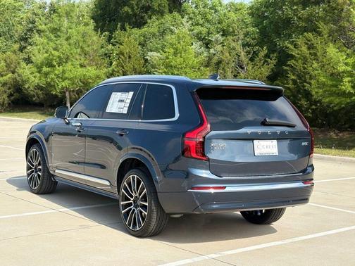 Denim Blue 2026 Volvo XC90 B5 Ultra 6-Seater