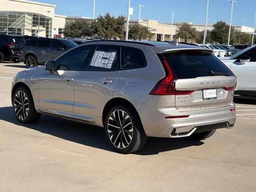 2026 Volvo XC60 Plug-In Hybrid T8 Ultra