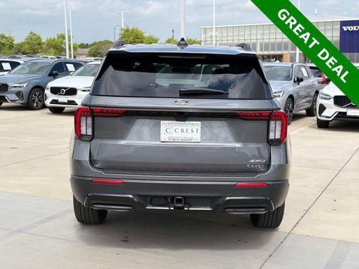 Carbonized Gray Metallic 2025 Ford Explorer ST-Line