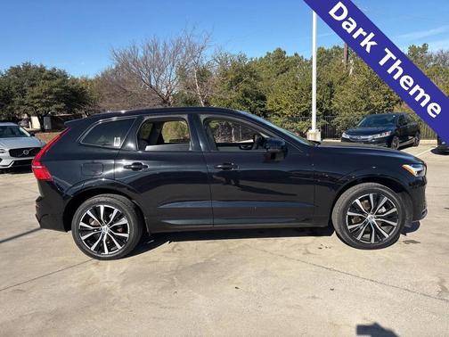 2024 Volvo XC60 B5 Plus Dark Theme