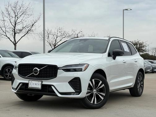 2025 Volvo XC60 B5 AWD