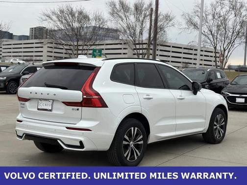 2025 Volvo XC60 B5 AWD
