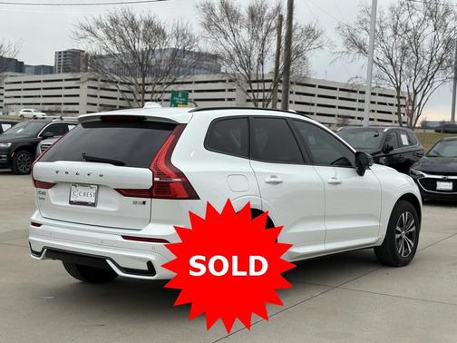 2025 Volvo XC60 B5 AWD