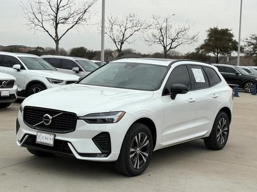 2025 Volvo XC60 B5 AWD