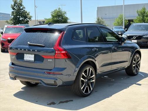 2025 Volvo XC60 B5 Ultra