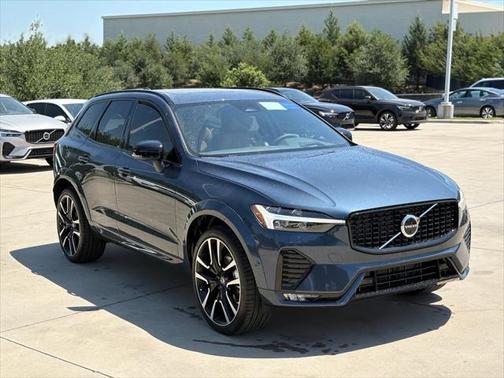 2025 Volvo XC60 B5 Ultra