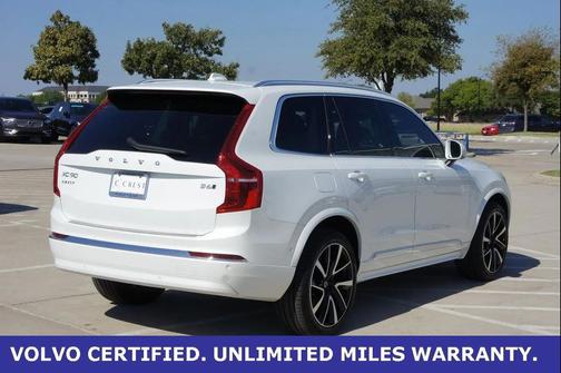 2024 Volvo XC90 B6 Plus Bright Theme