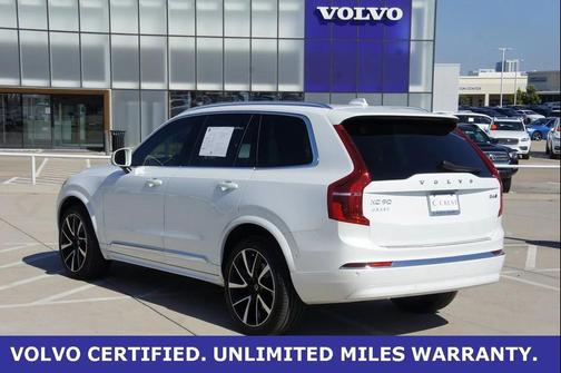 2024 Volvo XC90 B6 Plus Bright Theme