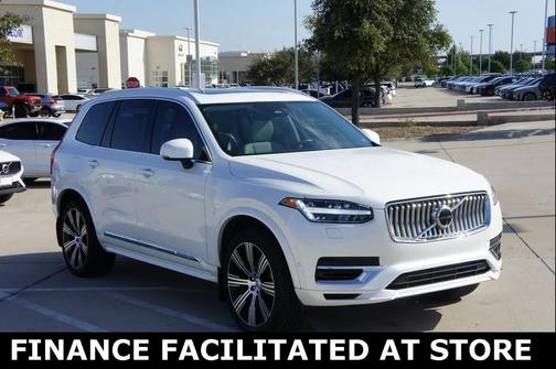 2024 Volvo XC90 Recharge Plug-In Hybrid T8 Plus Bright Theme 7 Passenger