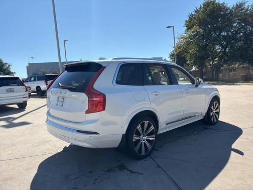 2024 Volvo XC90 Recharge Plug-In Hybrid T8 Plus Bright Theme 7 Passenger