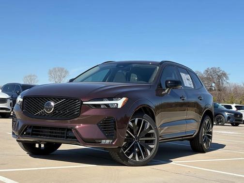 2026 Volvo XC60 B5 Ultra