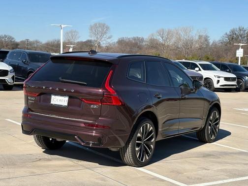 2026 Volvo XC60 B5 Ultra