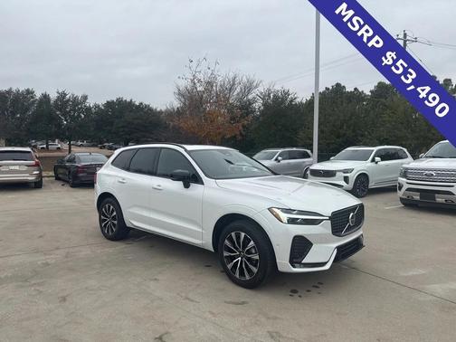 2024 Volvo XC60 B5 Plus Dark Theme