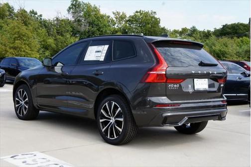2025 Volvo XC60 B5 Plus
