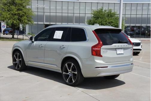 2022 Volvo XC90 T6 Inscription