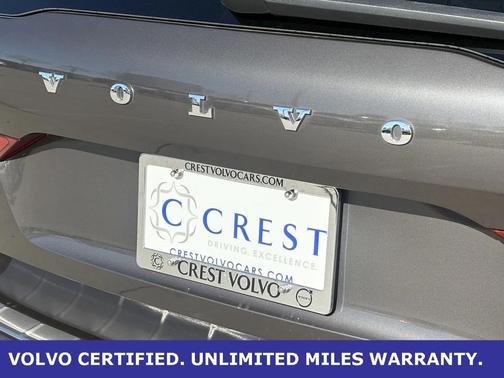 2023 Volvo XC60 B5 Plus Bright Theme