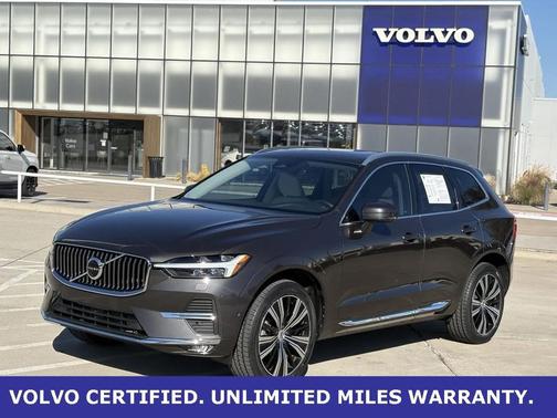 2023 Volvo XC60 B5 Plus Bright Theme