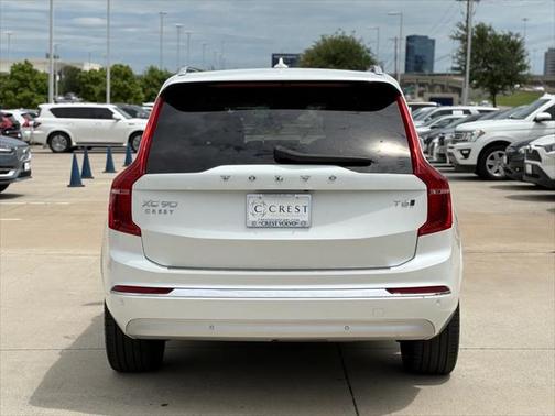 2022 Volvo XC90 T6 Inscription