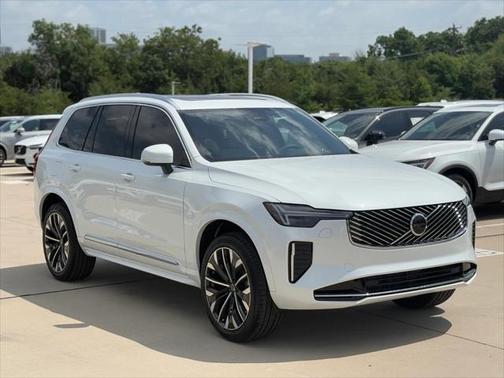2026 Volvo XC90 B5 Core