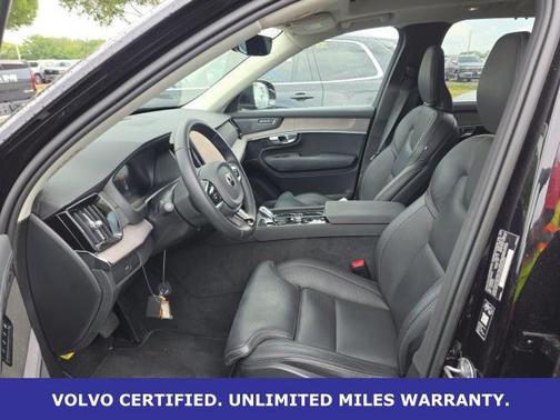 Onyx Black Metallic 2026 Volvo XC90 B6 Ultra