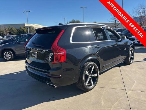 2019 Volvo XC90 T5 R-Design